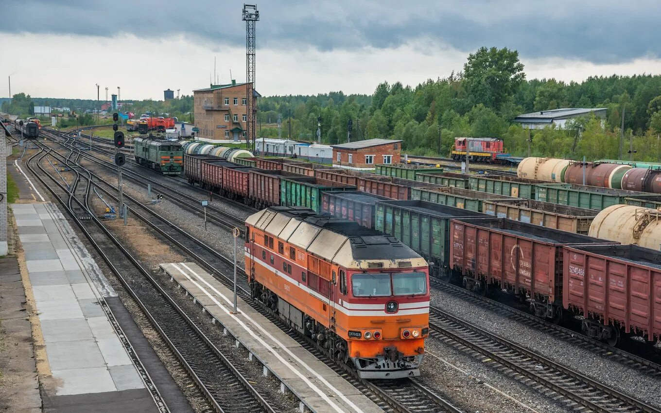 Станция Микунь Республика Коми. Микунь ЖД вокзал. ЖД станция Микунь. Северная железная дорога Микунь.