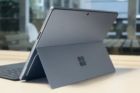 Surface laptop 2024