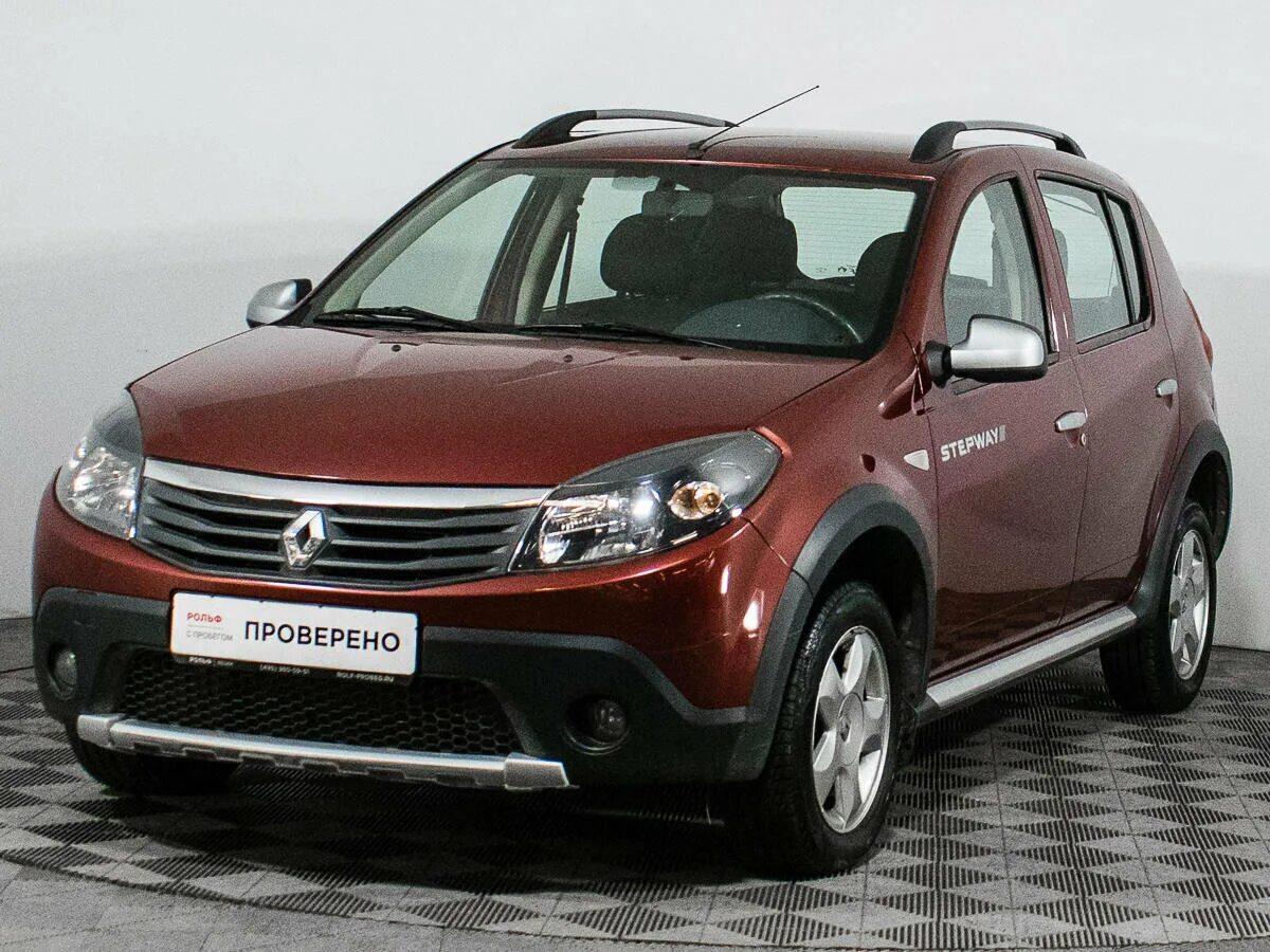 Купить б/у Renault Sandero I Stepway 1.6 MT (84 л.с.) бензин механика в Краснода