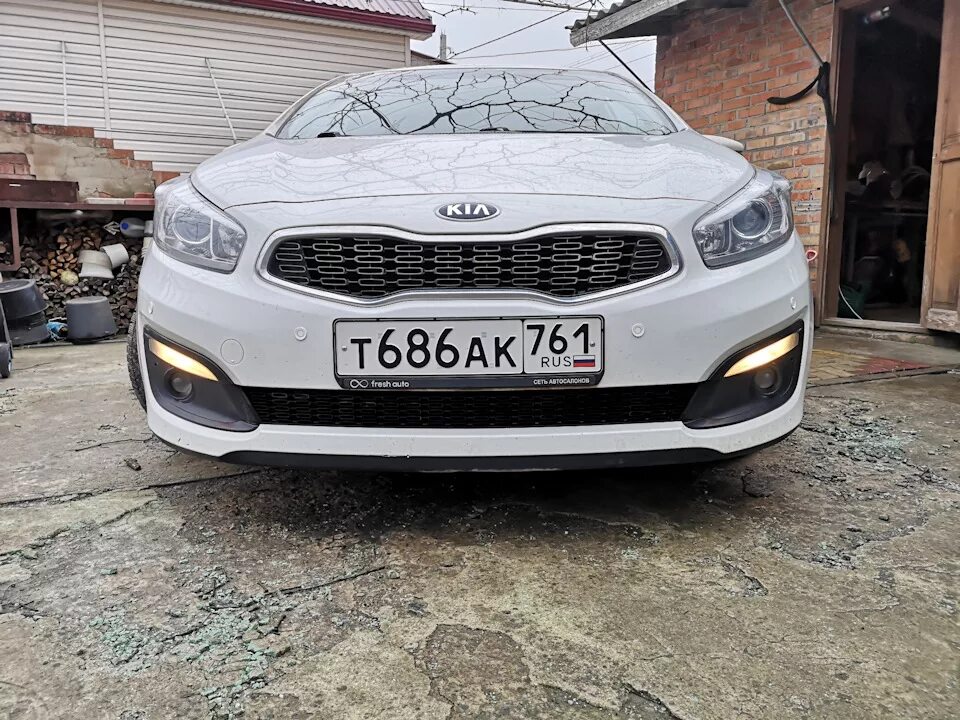 Дхо киа сид jd. ДХО Kia Ceed 2 JD. ДХО на Киа СИД 2015 JD. Ходовые огни Киа СИД 2. ДХО Kia Ceed JD 2016.