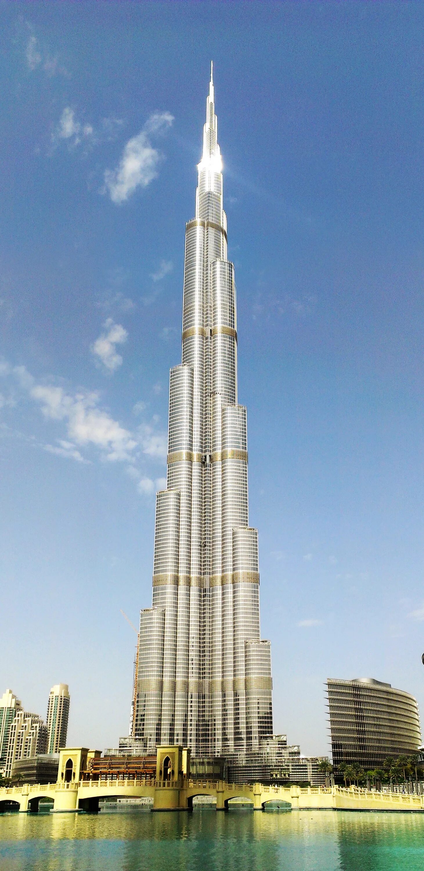 Бурдж Халифа. Бурдж Халифа метров. Здание Бурдж Халифа. Дубай самое высокое здание Бурдж-Халифа. Бурж халиф этажи
