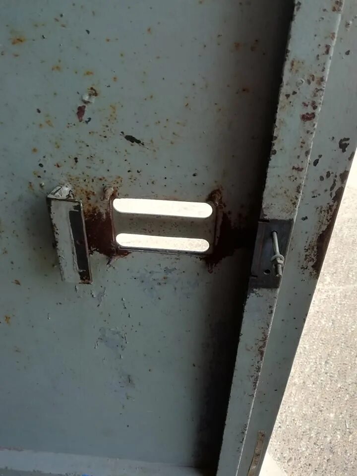 ключи для открывания домофона cyfral. кодовый замок зубр вскрыть. домофон подъезд ио2. Cardlock cl-l03-sn. подъездные замки с домофоном.