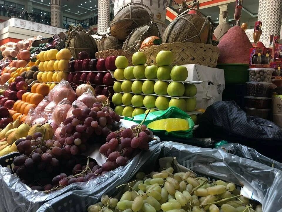 Таджикистан рынок Мехргон. Базар Мехргон в Душанбе. Таджикистан рынок Корвон. Душанбе рынок.