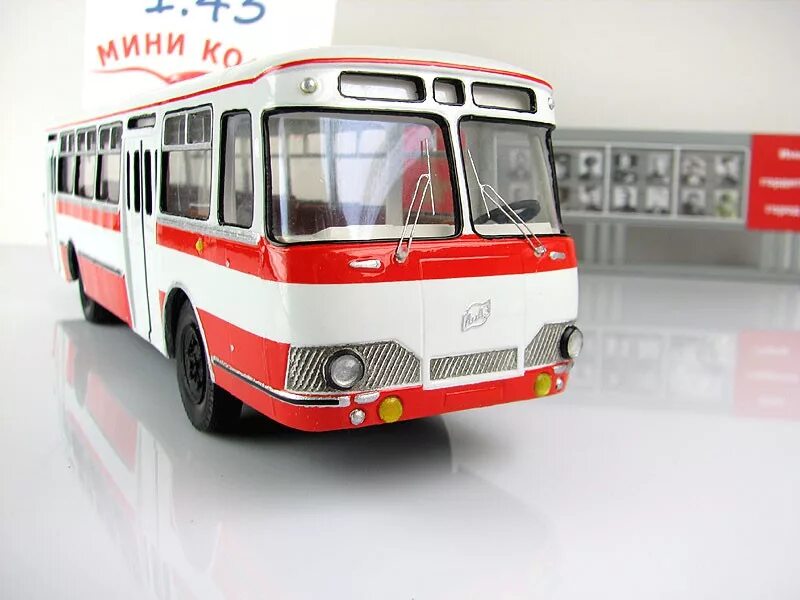 Масштабная модель лиаз 677. Лиаз 677 модель. Лиаз 677 сова 1/43. Автобус 677 модель. Лиаз 677 classicbus.