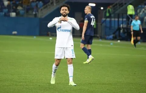 Футболисты перешли