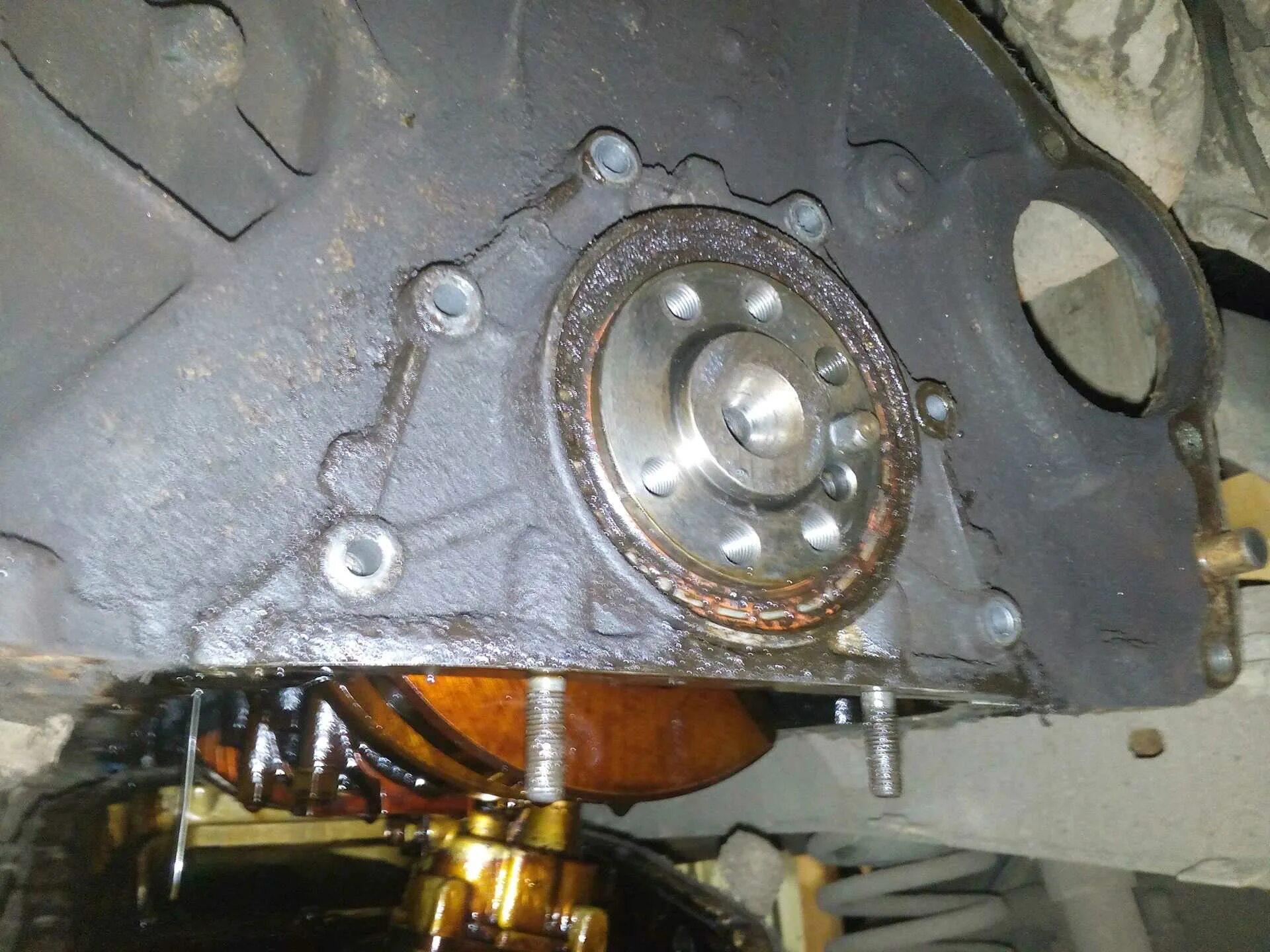 Сальник задней полуоси уаз патриот 2013. Как поменять сальник уаз. Сальник коленвала уаз буханка 402. Упорные шайбы шруса уаз 3303. Сальник лобовины уаз патриот 409.