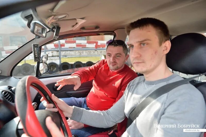 Как открыть автошколу