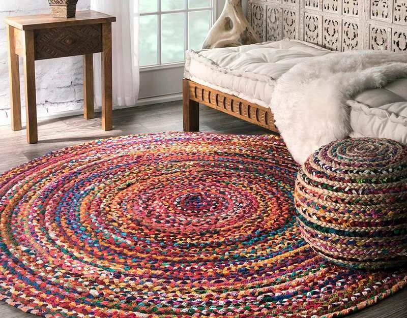 Вязаный коврик из старых. Вязаный коврик из старых