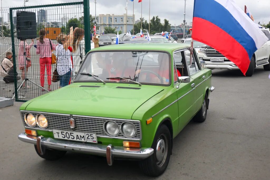 Фото владивостока в августе. Автопробег владивосток. Эгершельд владивосток. Владивосток 22 августа. Владивосток вид на китай.
