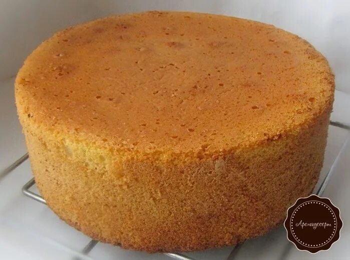Классический бисквит форма 20 см. Широкий бисквит. Бисквит для торта диаметр 26 см. Торт бисквит 22см. Классический ванильный бисквит.
