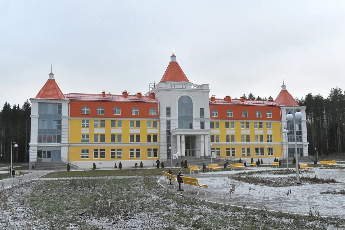 Кадетское усть качка. Кадетский корпус Усть-качка. Пермский кадетский корпус. Президентский кадетский корпус Пермь. Кадетское училище Пермь Усть-качка.