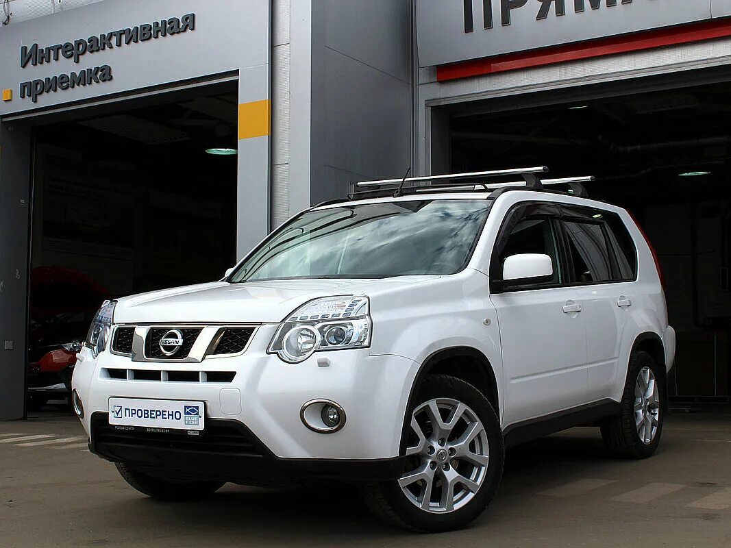 Купить nissan ниссан. Nissan x-Trail 2013. Nissan x-Trail 2012. Ниссан х-Трейл 2012 белый. Ниссан x Trail 2013.