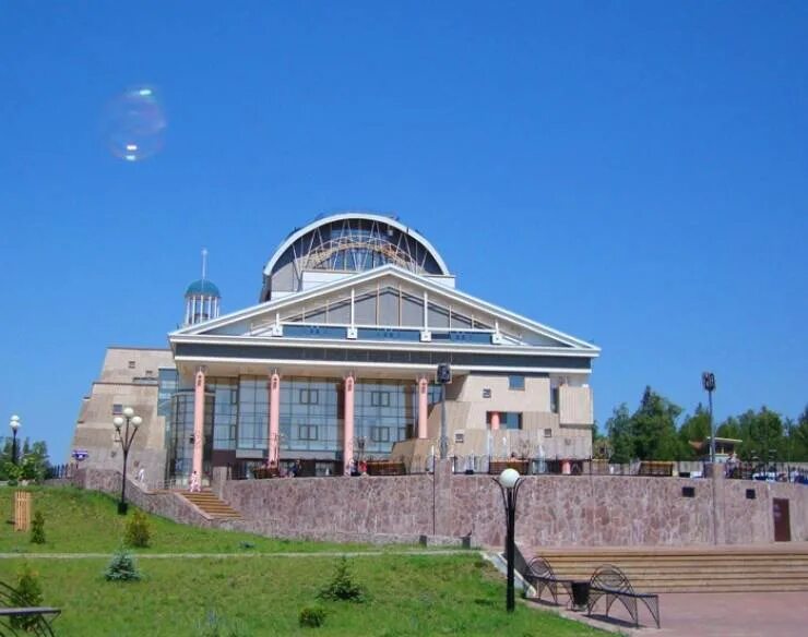 саров новый город. шверника 25 саров. саров. саров город. комсомольская площадь саров.