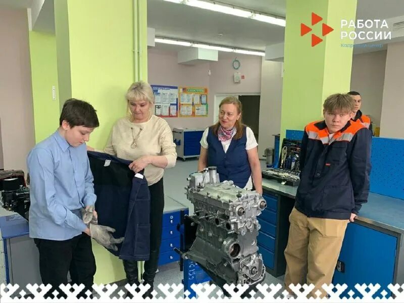 Цзн тарко сале. Биржа труда новый уренгой. Центр занятости новый уренгой. Работа ноябрьск центр занятости. Биржа труда новый уренгой.