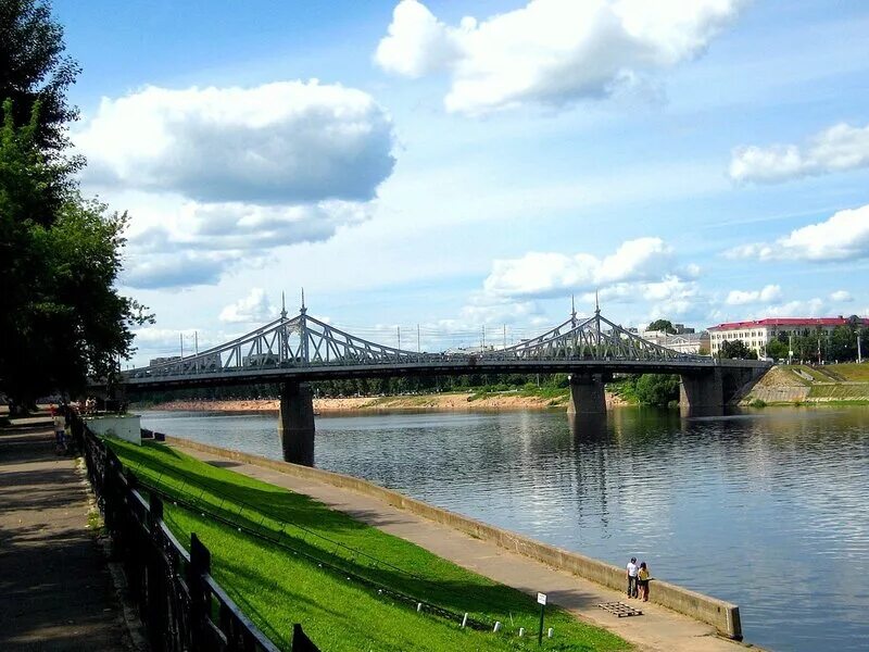 Старый мост тверь. Староволжский мост. Старый Волжский мост Тверь. Тверь достопримечательности мост.