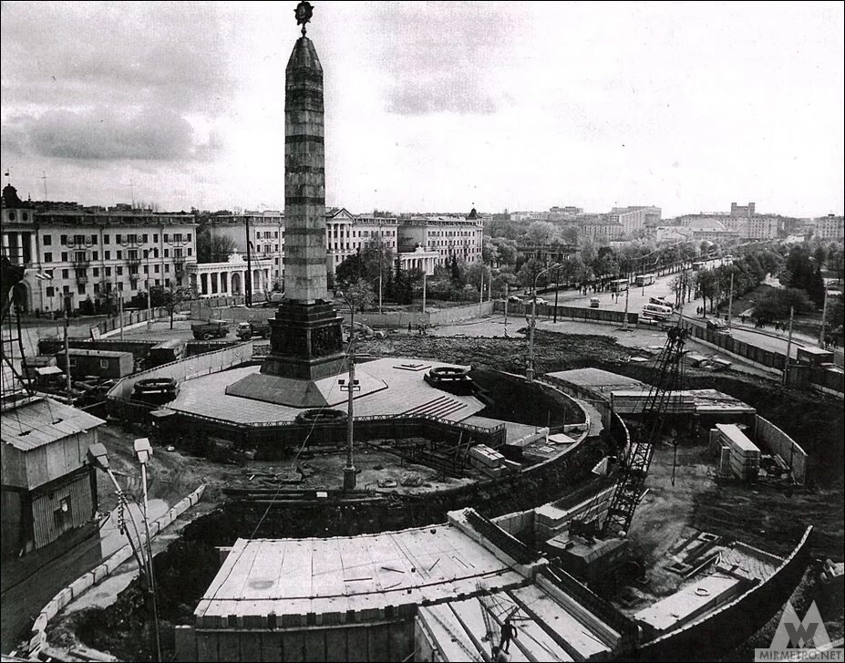 Восстановление минска после великой отечественной войны. В каком году построили минск. В каком году построили минск. В каком году построили минск. Старые постройки минска.