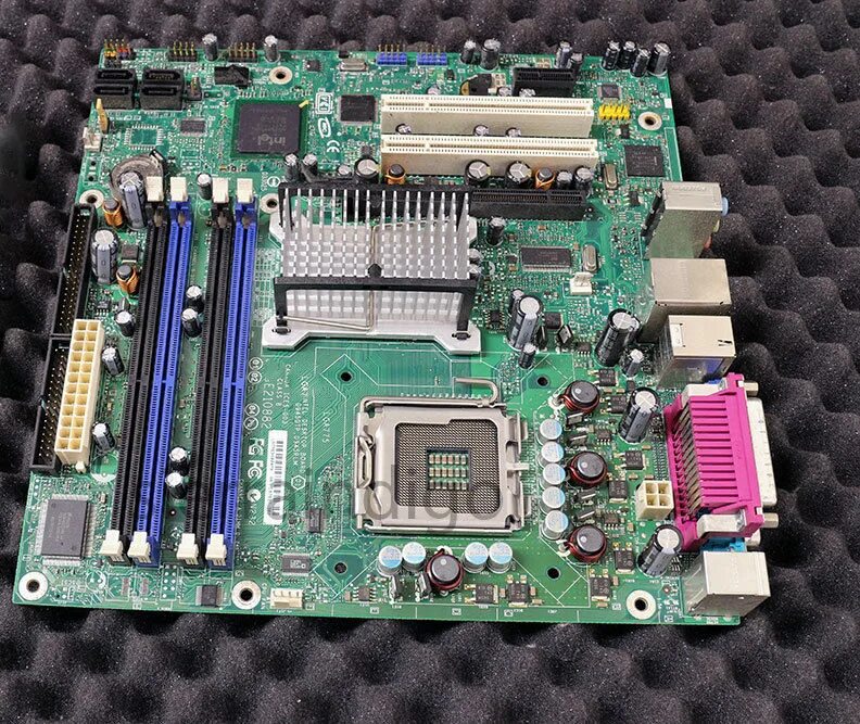 Intel d. Материнская плата intel d945gtp. intel 945 gtp. intel desktop board d945gtp d945plm характеристики материнская плата. intel d945gtp поддерживаемые процессоры.