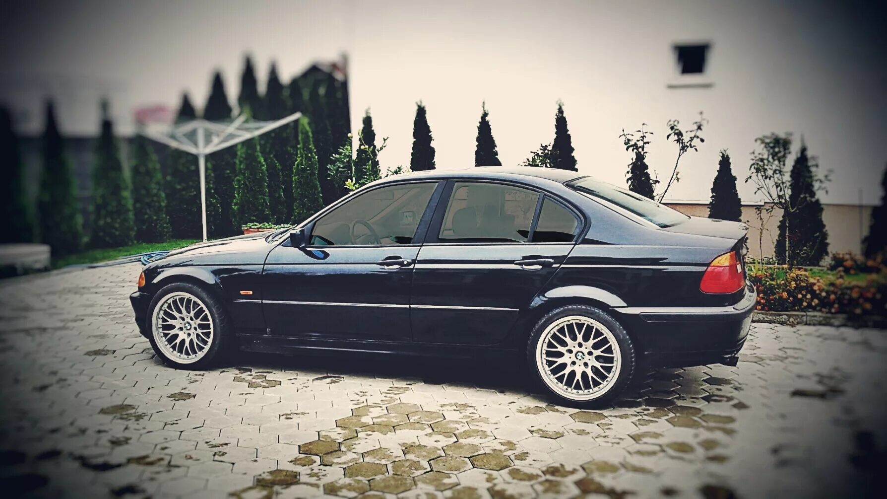 Разбор е46 москва. BMW e46 318i. БМВ 3 е46. BMW 318 e46. BMW e46 черная.