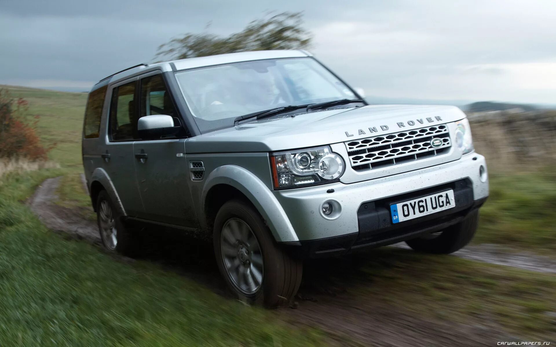 Дискавери авто ру. Ленд Ровер Дискавери 4. Ленд Ровер Дискавери 2012. Land Rover Discovery 4 2012. Land Rover Discovery 4 2009.