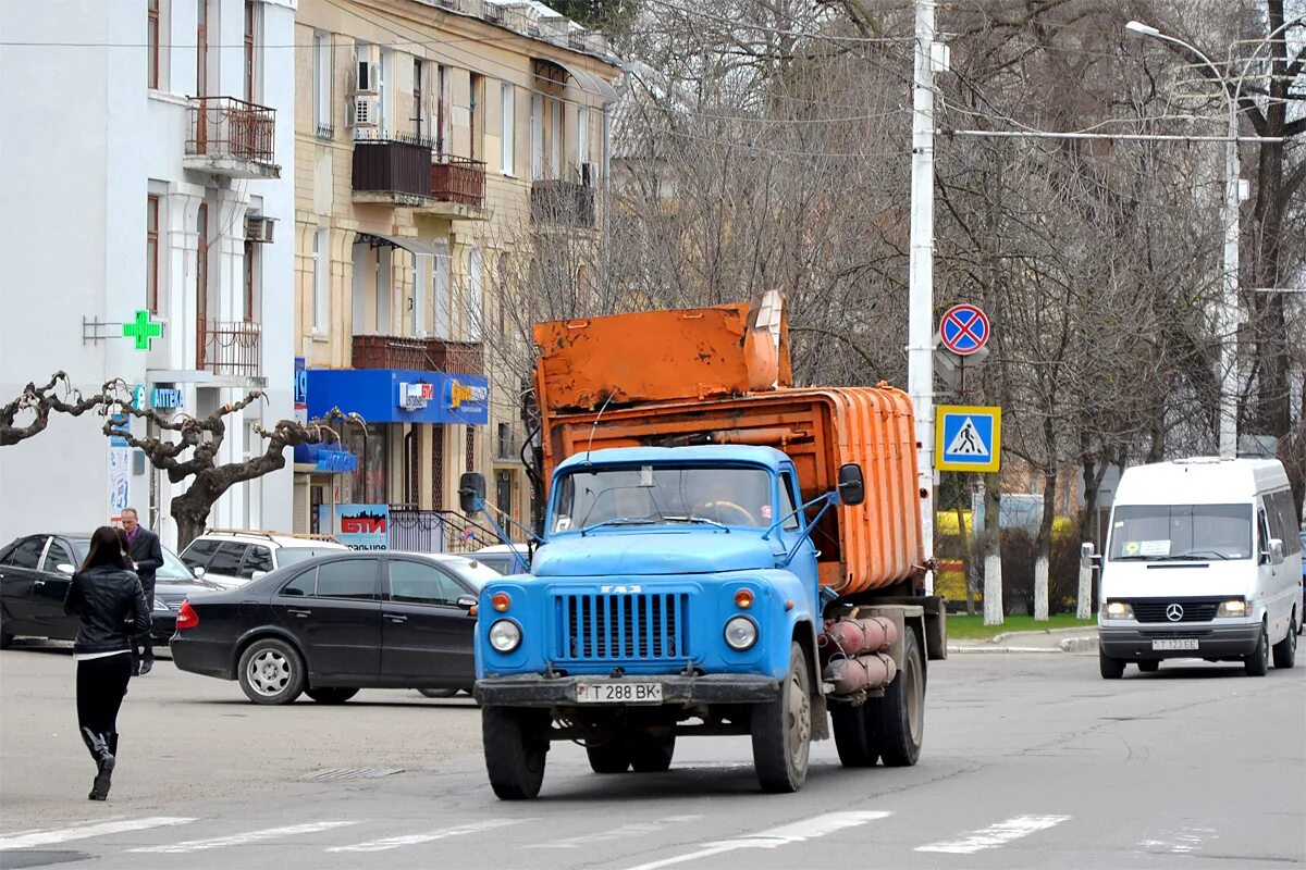 Газ 53 мусоровоз 53м. Газ 53 мусоровоз 53м. Старые мусоровозы. Газ 53 ко 413 мусоровоз. Мусоровоз зил ко 440 4.