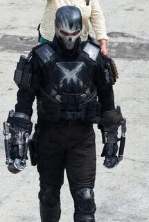 Crossbones