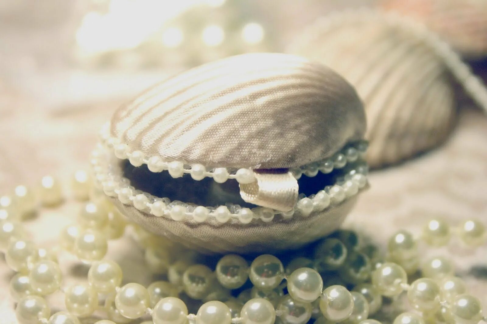 жемчужина 2014 магнитогорск. 30 лет свадьбы. красивый жемчуг. жемчужина года. жемчужная свадьба.