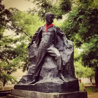 Памятник вите коробкову