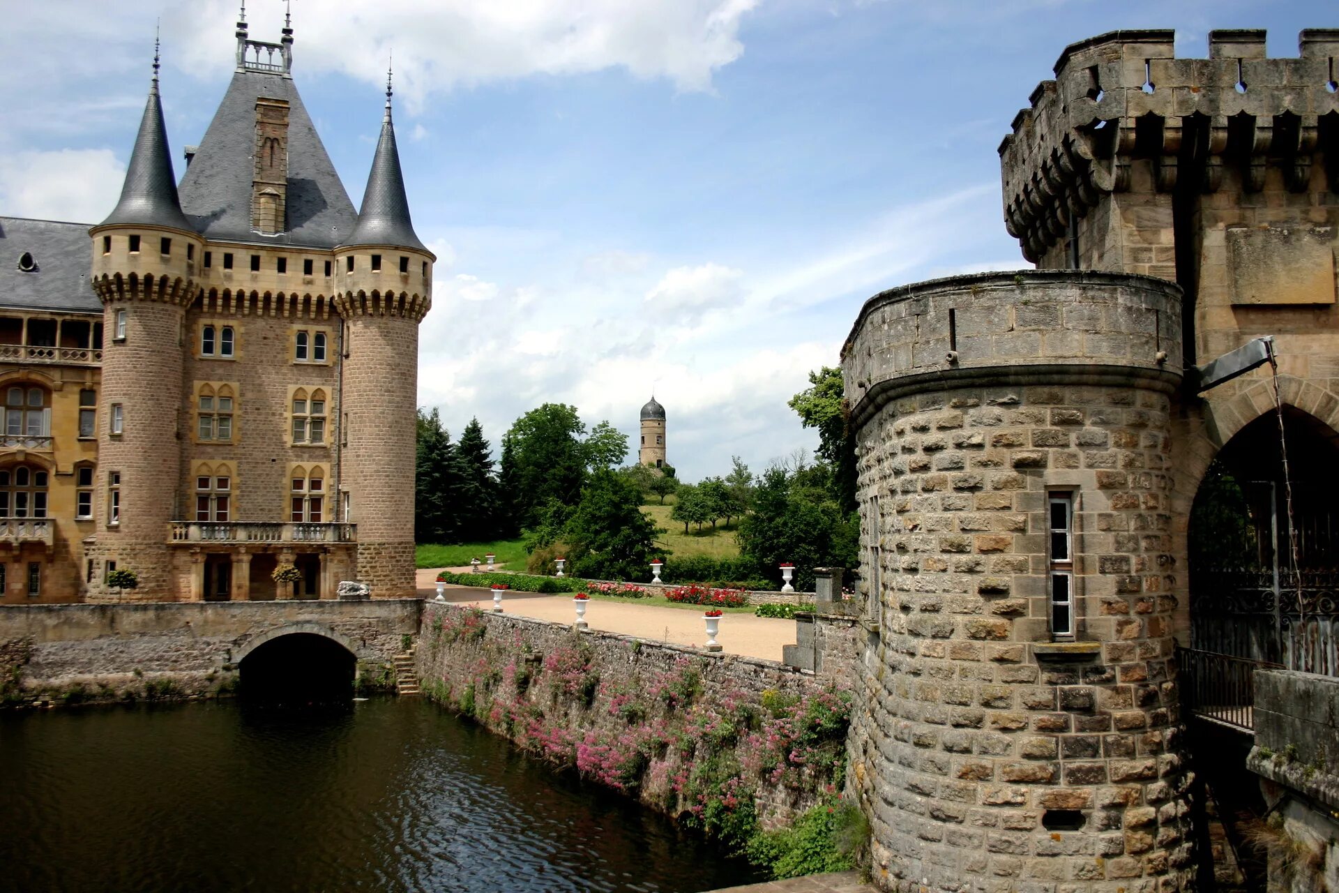 Butron Castle, Spain Castle, Malbork castle, Bojnice castle