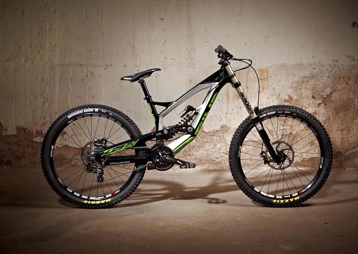 Pro bike велосипед. Industries даунхилл. Yt Tues 2020. Велосипед yt industries. Двухподвес yt industries.