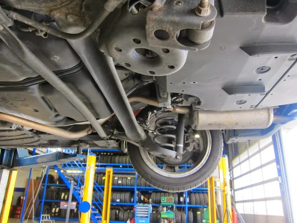 Подвеска приуса. Prius 50 задняя подвеска. Подвеска приуса. Подвеска приуса. Задняя подвеска приус 30.