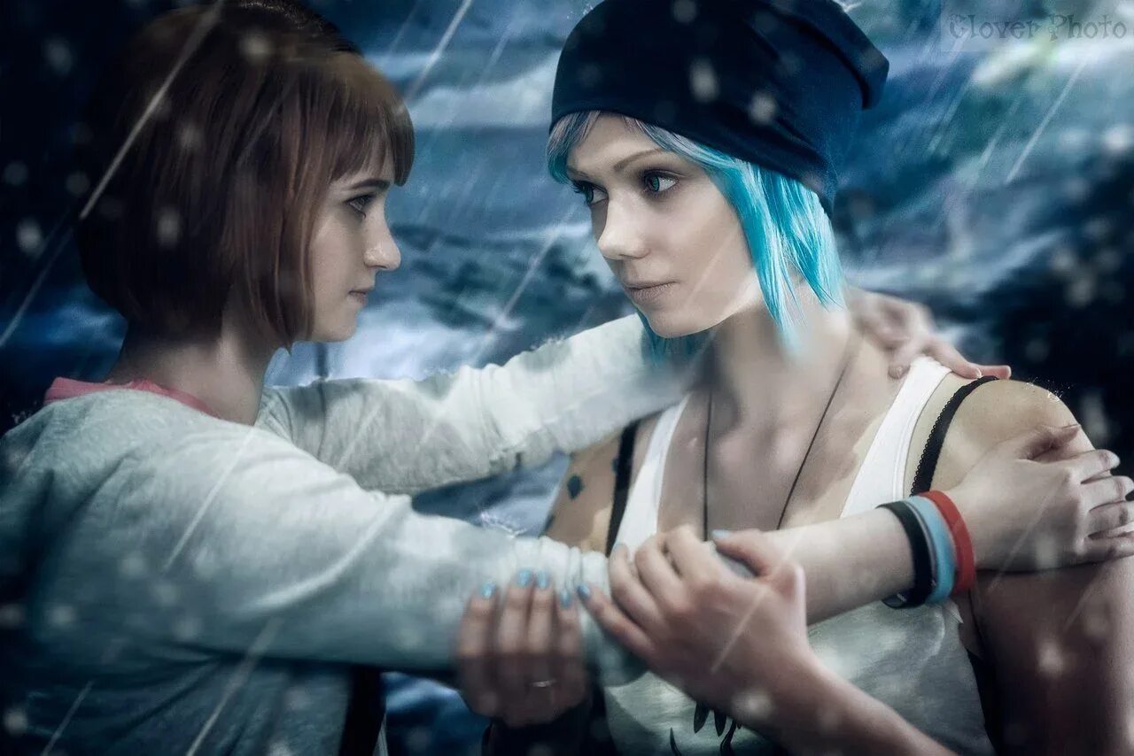 Создать жизнь персонажу. Лайф ИС Стрендж косплей. Life is Strange косплей. Life is Strange Chloe Cosplay. Макс Колфилд косплей.