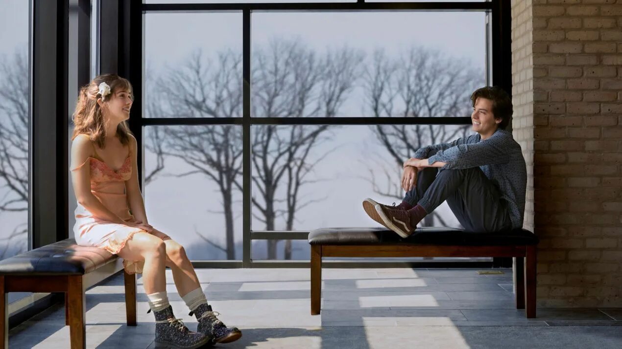 Арты одиночество. Одинокие удаленные друг от друга. Зависимость фотопроект. Дверь в неизвестность. Не выходи из комнаты.