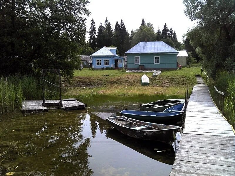 Озеро глубокое Рузский район. Биостанция глубокое озеро. Озеро глубокое Московская область Рузский район. Озеро глубокое Звенигород.