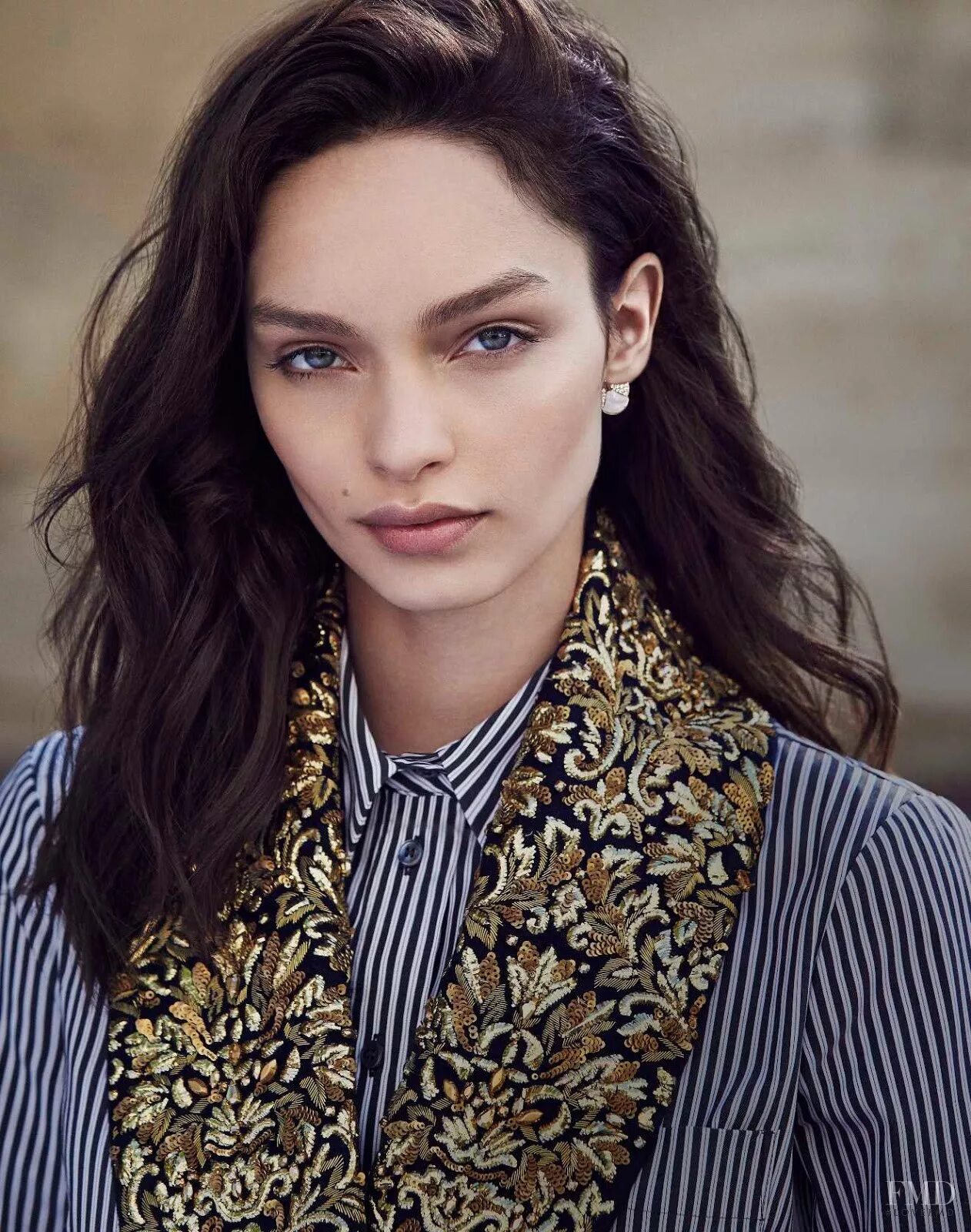 Luma by. Лума гроте. лума гроте пако рабан. luma grothe лореаль. luma grothe модель.
