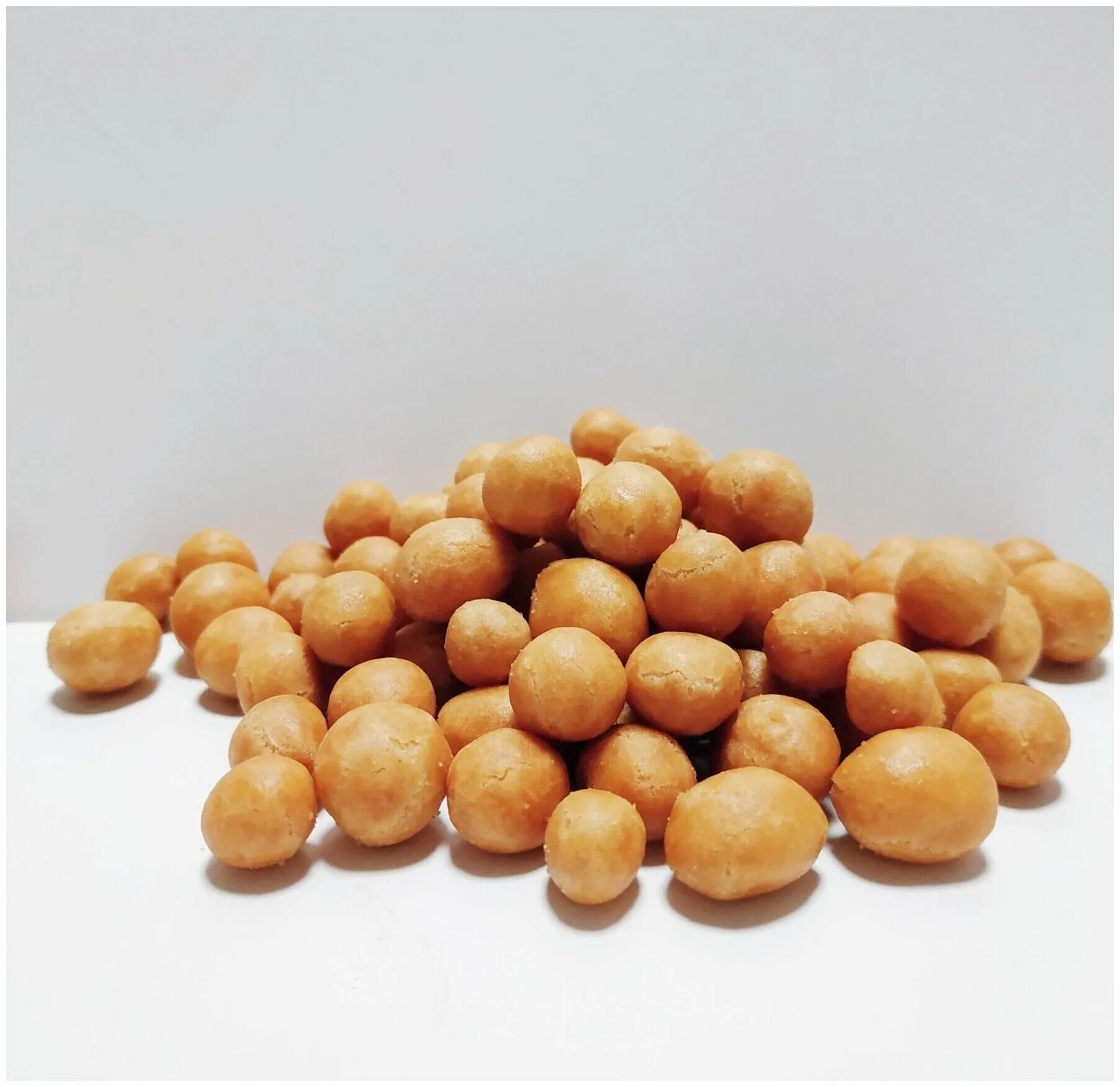 арахис в кокосовой глазури 100 гр. орешки в глазури сладкие. арахис в глазури сладкий. арахис в кокосовой глазури. арахис в кокосовой глазури 1кг.