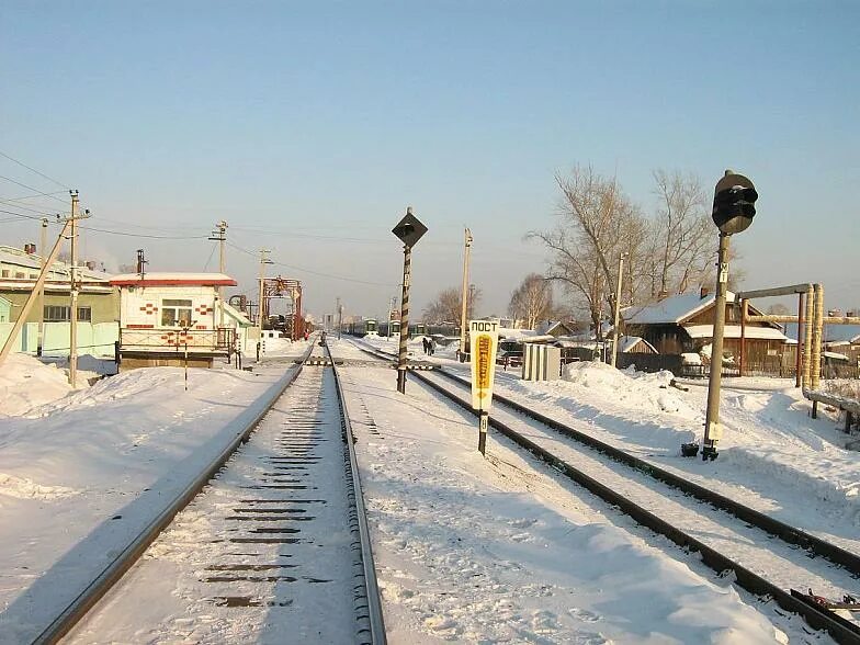 Телефон жд бийск. Платформы вокзал Бийск. Бийск ЖД. Бийск ЖД станция грузовая. Станция входная.