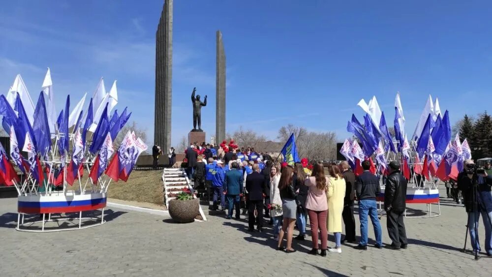 Оренбург день города праздник. День города Оренбург фото. Оренбуржье юбилей. 12 Апреля Оренбург выставка.