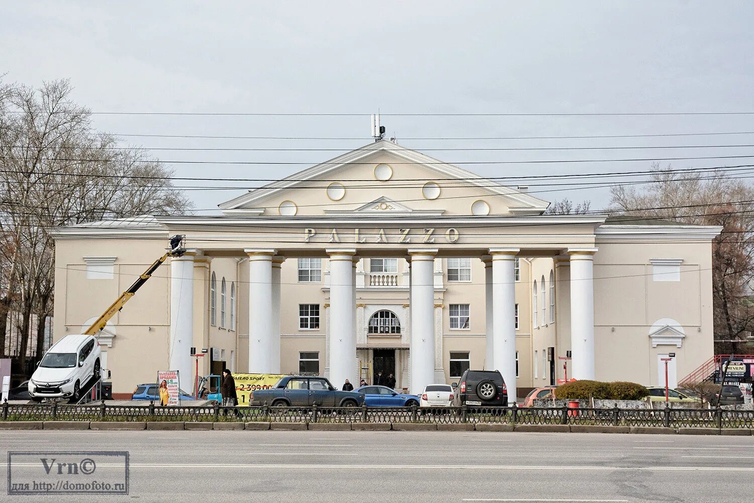 Московский пр 9. ДК имени Кирова Воронеж. Дворец им. Коминтерна Воронеж. ДК им Коминтерна Воронеж. Московский проспект 9 Воронеж.