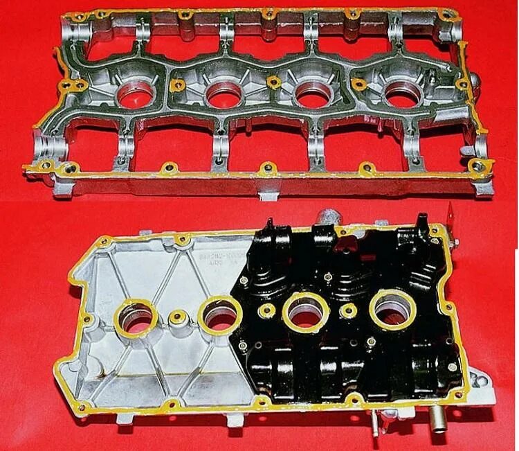 Постель головки. Постель распредвалов ВАЗ 2112 16. ГБЦ ВАЗ 21126 свечные колодцы. Герметик ГБЦ ВАЗ 2112 16 клапанов. Постель распредвалов 16 кл ВАЗ.
