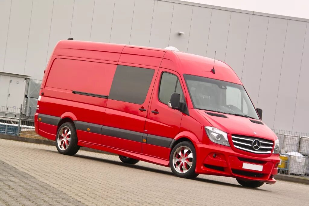 Как правильно мерседес спринтер. Mercedes-Benz Sprinter 906. Mercedes Sprinter 906. Мерседес Спринтер 906 кузов. Мерседес Спринтер 906 красный.