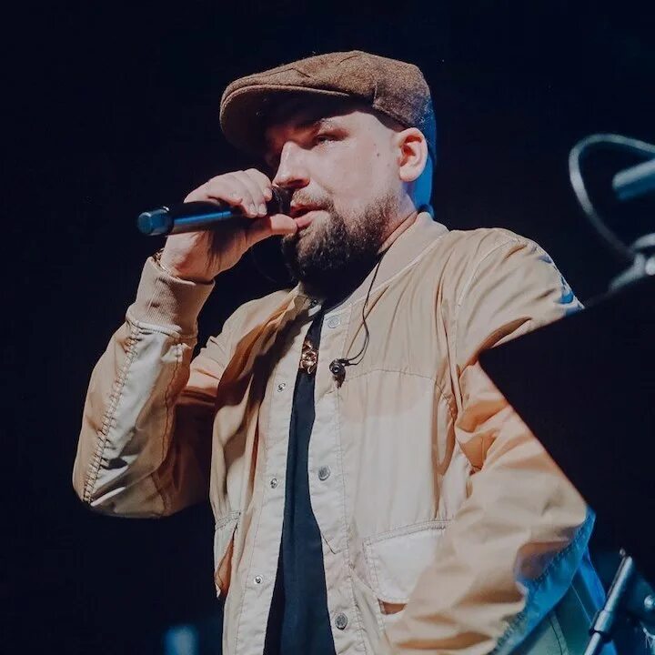 Баста мама михей. Рэпер баста. Баста новая песня слушать. Баста новая песня слушать. Баста новая песня слушать.