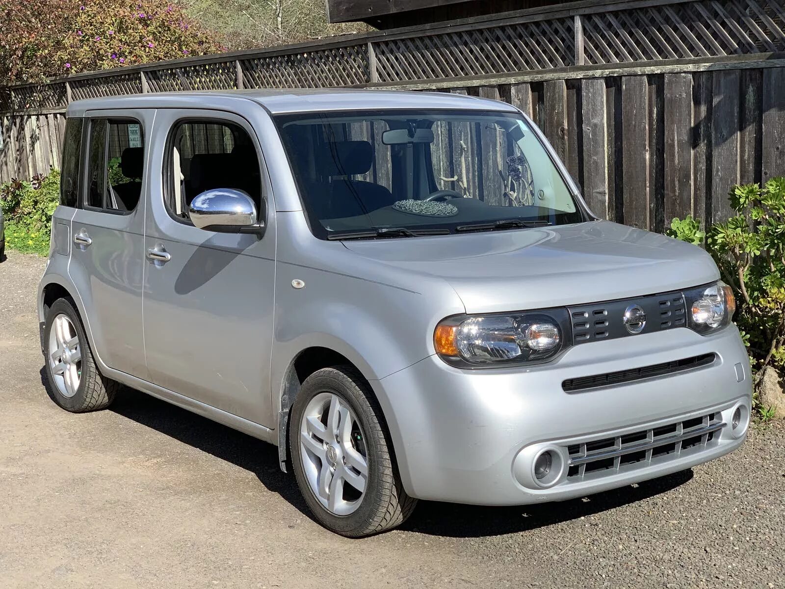 Cube машина. Nissan Cube 2013. Ниссан куб 2013. Ниссан куб 2019. Ниссан Cube 2013.