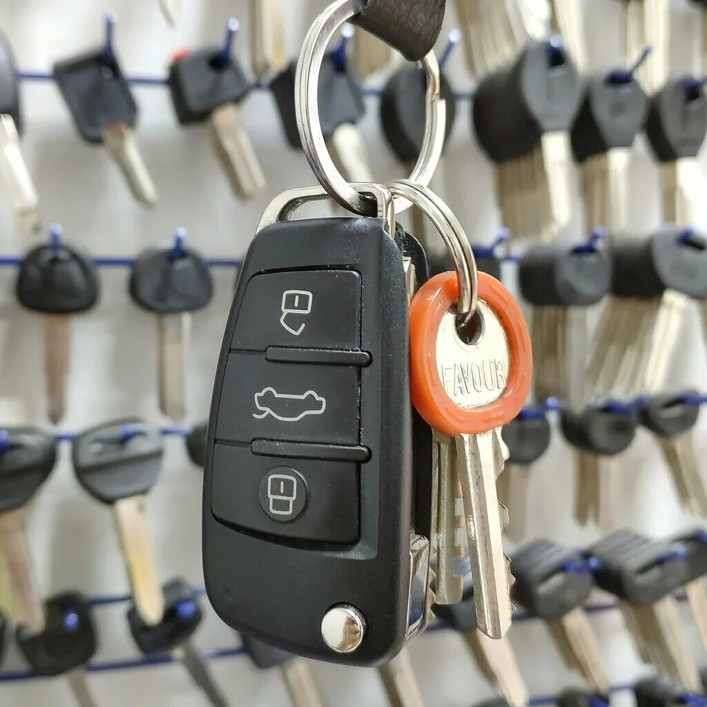 пиковый ключ. сделать ключи хабаровск. мастерские авто ключи ключи. изготовление ключей автомобиля реклама. изготовление ключей реклама.