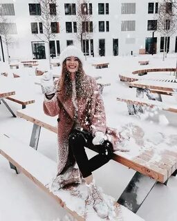 Улица девочка зимой