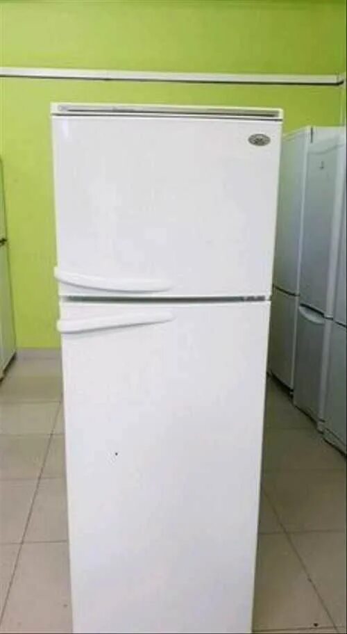 Холодильник Атлант 2005. Холодильник Атлант двухкамерный б/у. Продается холодильник. Бэушные холодильники. Купить б у холодильник в спб
