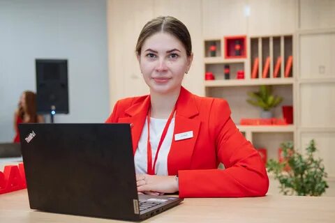 Ранее работала