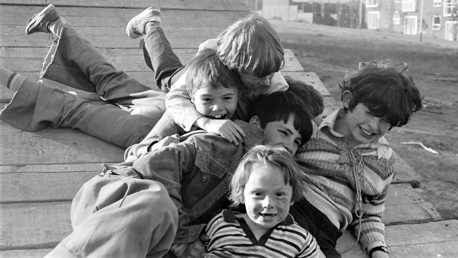 Дети 1970-х Британия. Детство без родителей. Аутентичные снимки детей. Родители без интернета