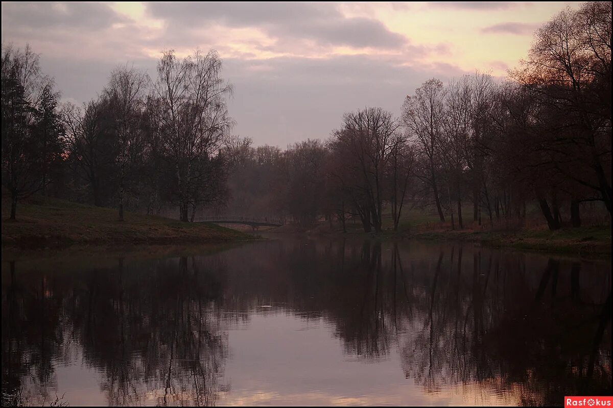 Природа вечер. Осенний вечер так печален. Осенний вечер так печален. И. Осенний вечер на пруду.