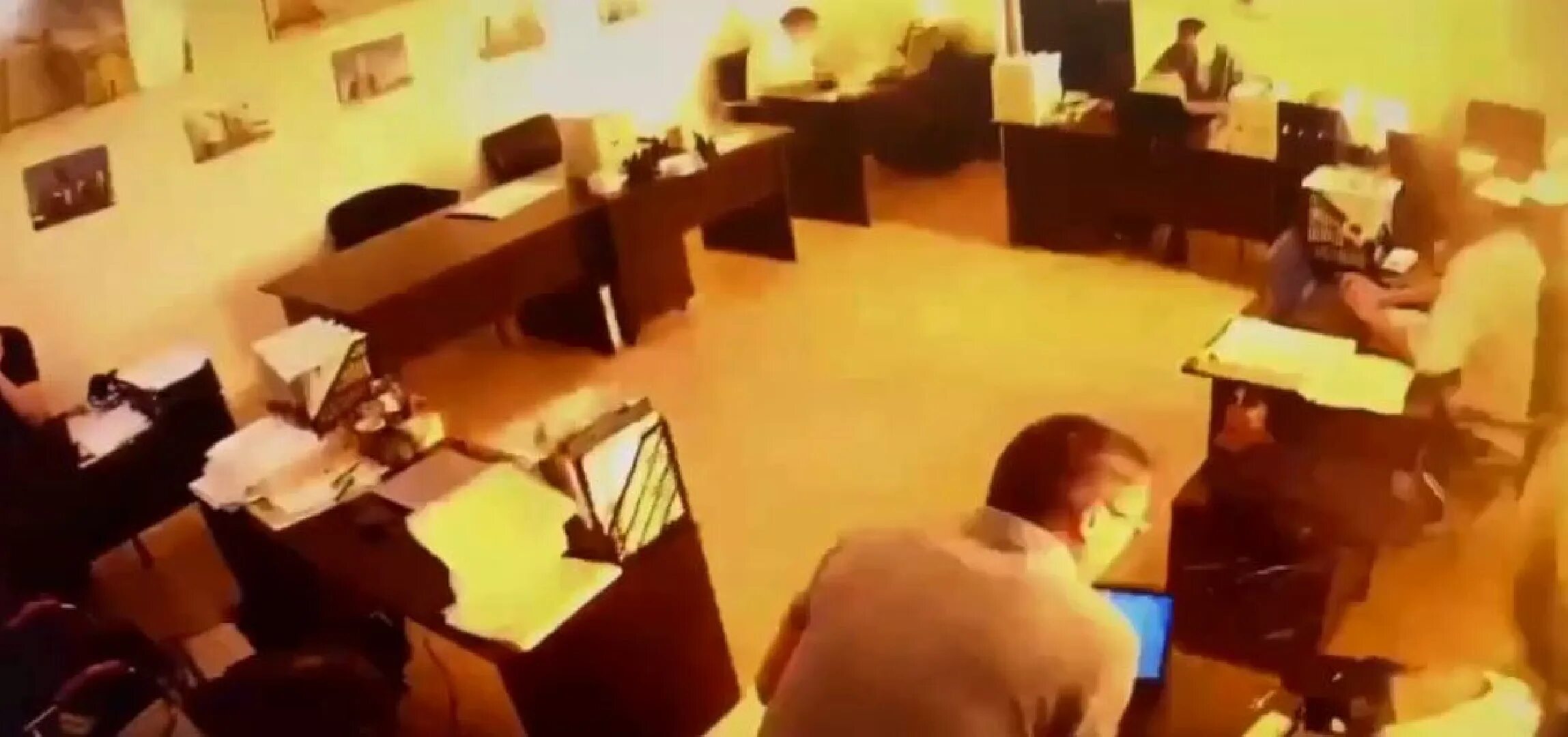 Камеры видеонаблюдения в офисе. Видео с камер видеонаблюдения. Кадры из офиса. Фото беспилотников.
