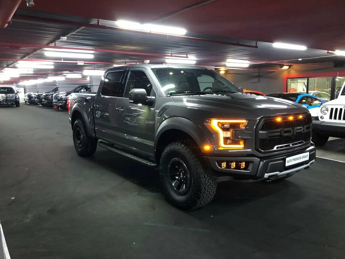 Ф 150 раптор купить. Форд ф150 Раптор. Ford f 150 Raptor 2018. Ford f 150 Raptor серый. Ford Raptor 2018.